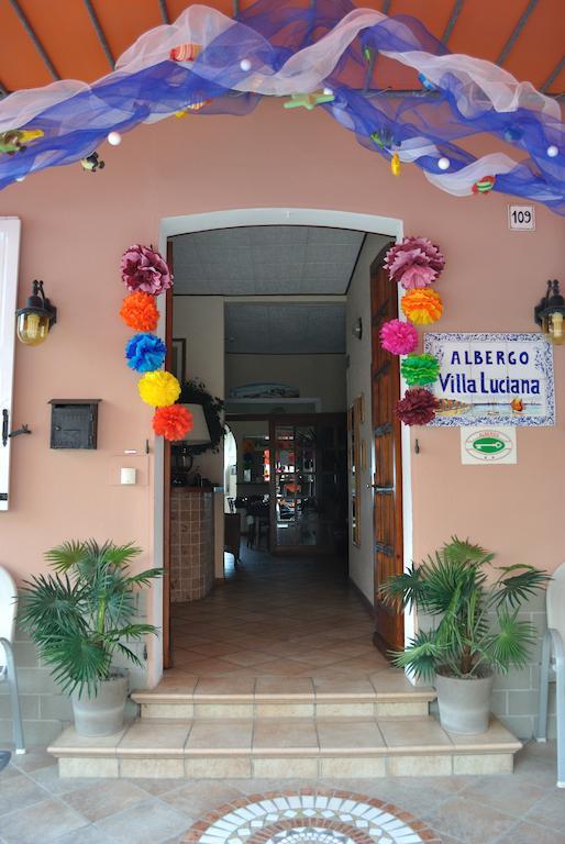 רימיני Hotel Vistamare Viserba מראה חיצוני תמונה