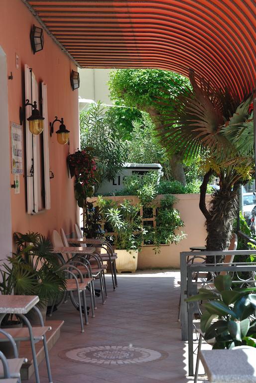 רימיני Hotel Vistamare Viserba מראה חיצוני תמונה